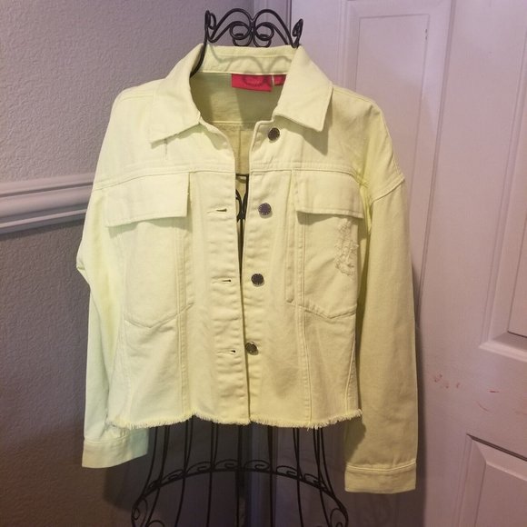 Jennifer Lopez Jackets & Blazers - New w/ Tags Jennifer Lopez Distressed Limelight Yellow Denim Jean Jacket Size M